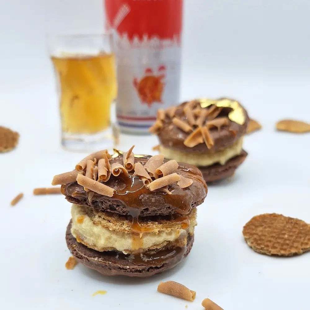 Stroopwafel Macarons